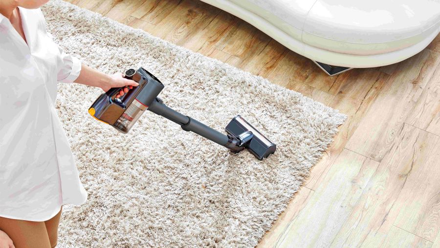 مكانس إل جي الكهربائية تساعد العائلات الذكية في الخليج على الاستعداد لموسم العودة إلى المدارس مع تجربة التنظيف الذكية التي توفر تكاليف الطاقة ‎