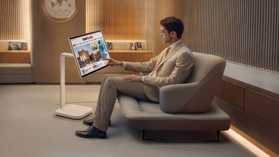  شاشات SWING من إل جي توفر المرونة في مساحة العمل والوظائف المعززة لبيئة الأعمال الحديثة