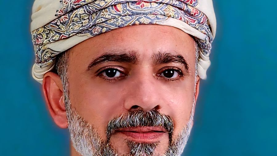 الطيران العُماني يعيّن كُميل الموسوي رئيسًا للموارد البشرية