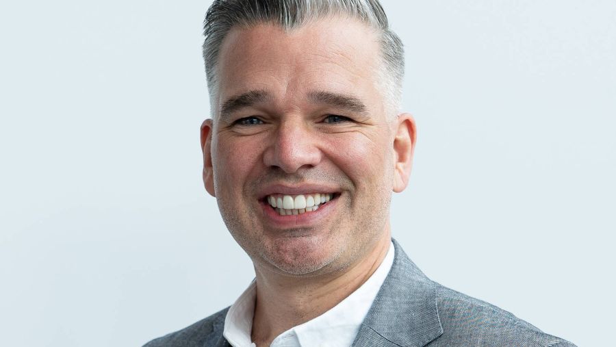 كريس لي مديراً لمجموعة معارض التنقّل واللوجستيات في ميسي فرانكفورت ميدل إيست