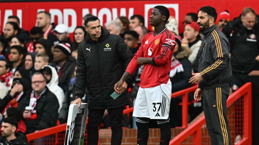 نابولي يقترب من ضم نجم مانشستر يونايتد كوبّي ماينو على سبيل الإعارة