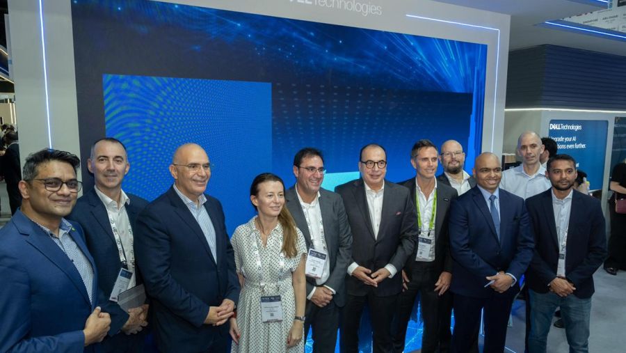 ديلويت توسّع شراكتها العالمية في مجال البنية التحتية للذكاء الاصطناعي لتشمل منطقة الشرق الأوسط