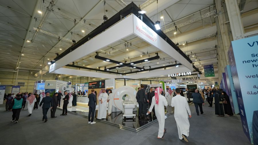 سيمنس هيلثنيرز تستقبل الزوار في أضخم مشاركاتها حتى الآن في ملتقى الصحة العالمي 2025