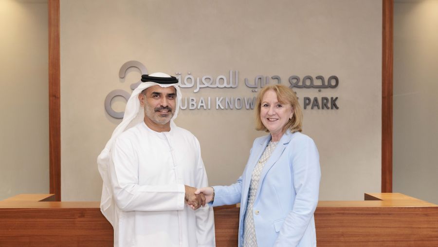 كلية فرانكفورت للتمويل والإدارة تفتتح مركزها الجديد لإعداد المدراء التنفيذيين في مجمّع دبي للمعرفة‎