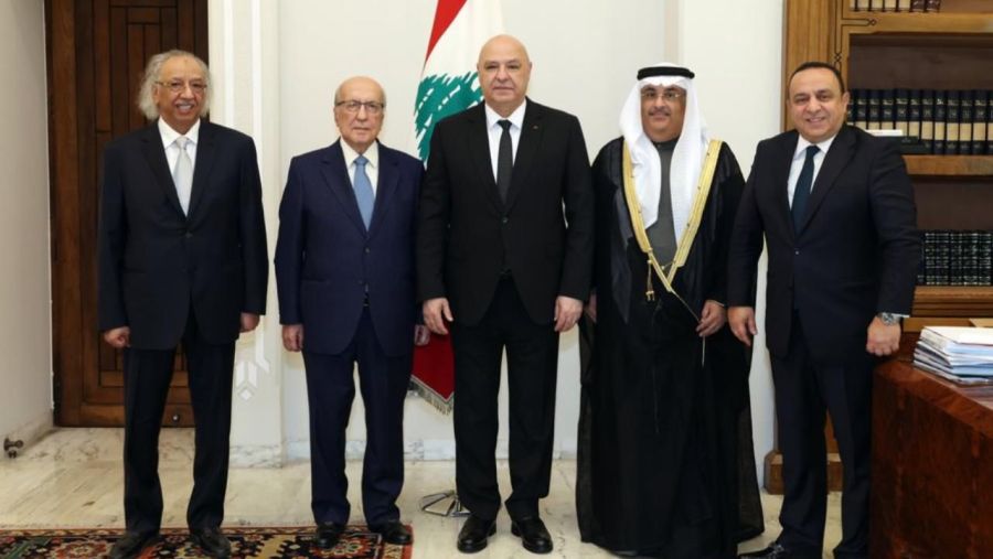 الشيخ محمد الجراح الصباح يشارك في لقاء الرئيس اللبناني قبيل انعقاد المؤتمر المصرفي العربي السنوي في بيروت 