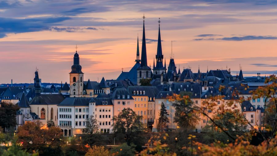 الاتحاد للطيران تصنع التاريخ كأول شركة طيران في الشرق الأوسط تُسيّر رحلات جوية إلى لوكسمبورغ