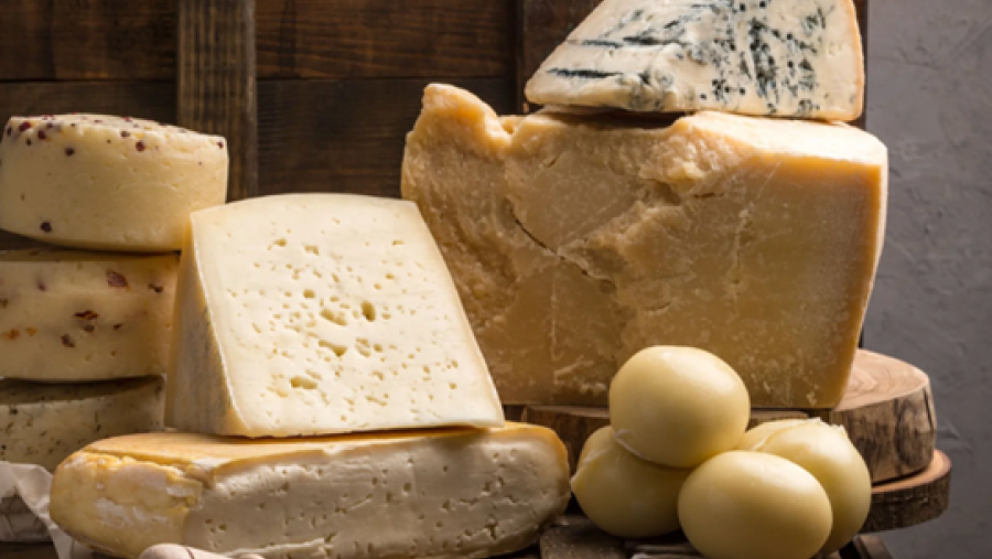 Radisson Blu Hotel Dubai Deira Creek Hosts “The Dubai Big Cheese Experience”, Including a Guinness World Records™ Attempt