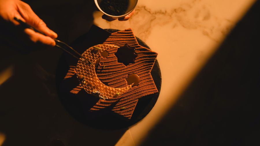 فورسيزونز تحيي حكايات رمضان.. رحلة من السرد الأصيل والتجارب الغامرة بالألفة والنكهات 