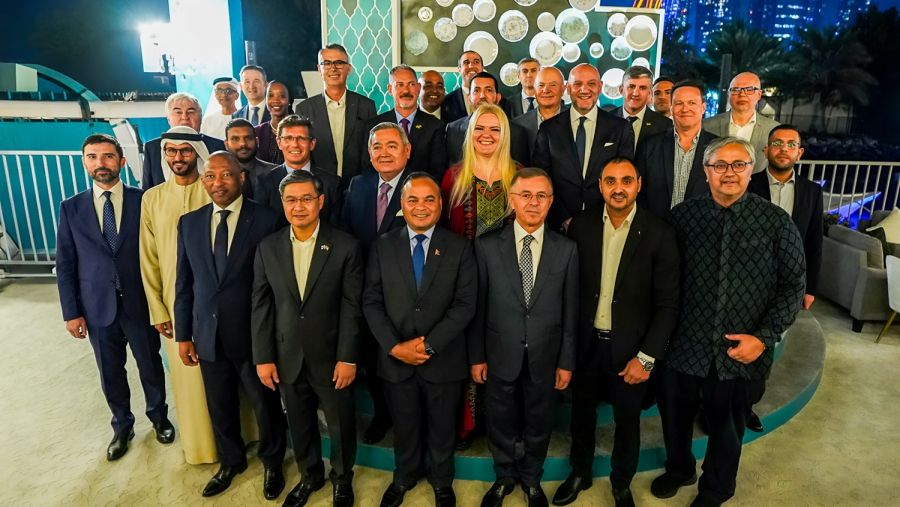 إنتركونتيننتال أبوظبي ينظم أمسية سحور للسفراء والدبلوماسيين في " بيبلوس سور مير”