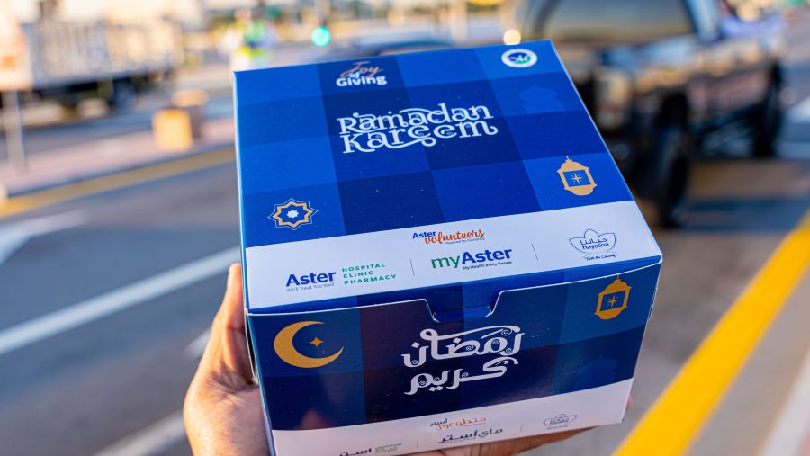 Aster Volunteers ‘Joy of Giving’ Program Distributes 150,000 Iftar Kits to UAE Motorists During Ramadan with Support from Dubai Police; Extends Outreach to Remote Communities