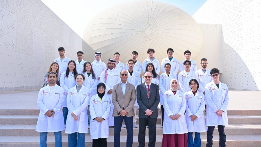 WCM-Q students shadow physicians at affiliate hospitals