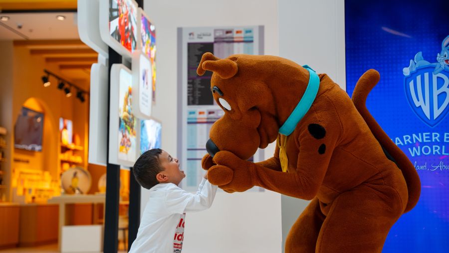 Yas Island launches “4 for 3” Annual Pass Offer with Surprise Character Moments