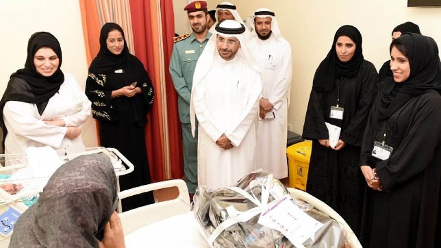 وزعت حملة سلامة الطفل، إحدى مبادرات المجلس الأعلى لشؤون الأسرة بالشارقة، بالتعاون مع مستشفى القاسمي للنساء والولادة والأطفال، 20 مقعداً مخصصاً للأطفال على الأمهات الجديدات.