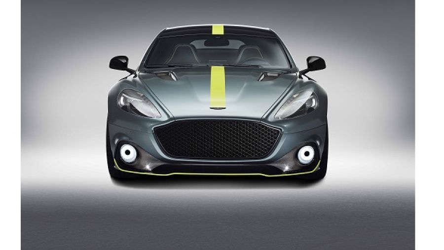 يعتبر الرمز AMR اختصاراً لاسم شركة Aston Martin Racing، وترسم العلامة التجارية ملامح ارتباط هندسي وجمالي بين فريق السباق الناجح في الشركة والسيارة المخصصة للسير على الطرقات.