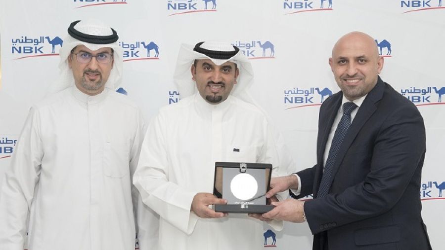 يقدم كل من مجموعة الباطين وبنك الكويت الوطني أفضل العروض على مدار عدة سنوات، إضافة إلى المبادرات الهادفة إلى تحقيق الأفضل لعملائهما ولأفراد المجتمع ككل.