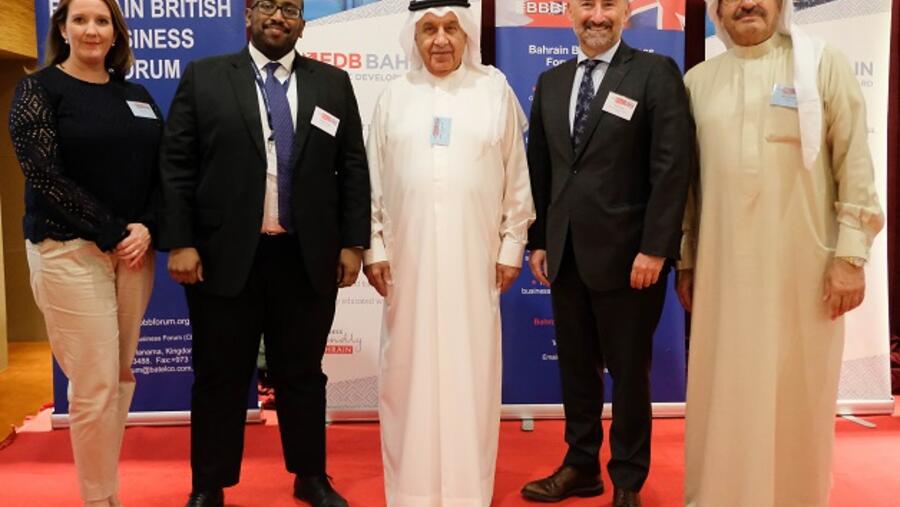 حضر الملتقى عدداً كبير من أعضاء المنتدى وضيوفهم
