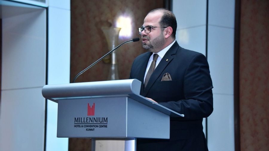 السيد فياض عماد، مدير التسويق والمبيعات
