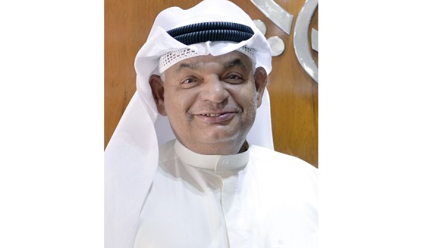 الكابتن خميس ولد غميل، مدير إدارة حركة المرور البحري