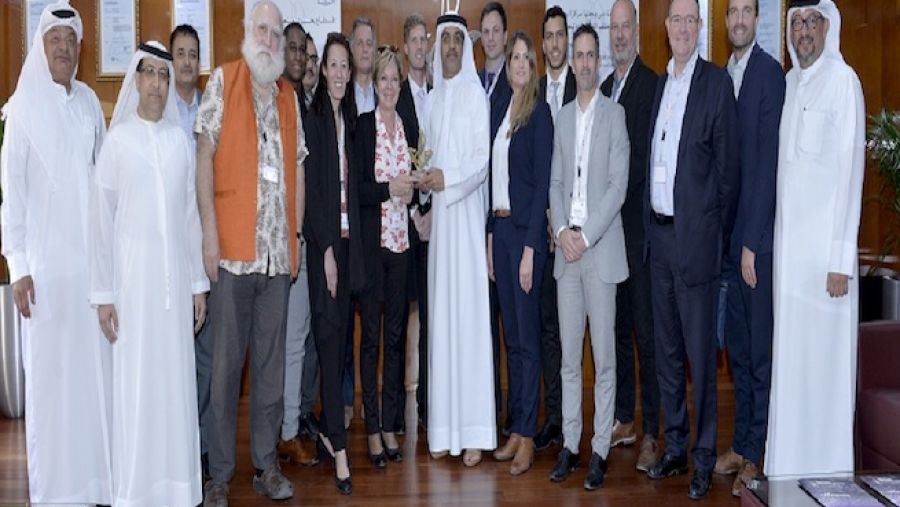 تخلل اللقاء تبادل أفضل الممارسات وأنجح الخبرات الدولية في القطاع البحري.