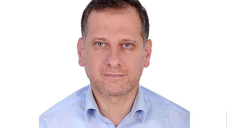 الدكتور فاروق الراوي، استشاري طب الطوارئ بمستشفى الوكرة