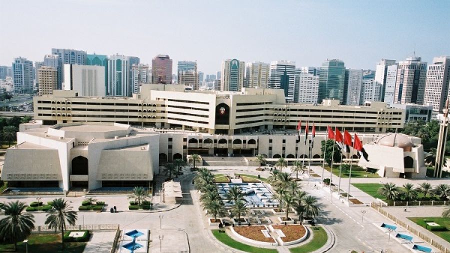 تؤكد البلدية ترحيبها بجميع شرائح المجتمع للمشاركة والتفاعل مع الملتقى وتبادل الأفكار والأطروحات الإبداعية خلال فعاليات هذا الملتقى .