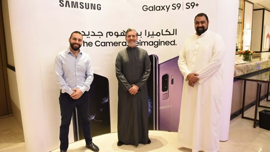 تمتاز هواتف «S9+ وS9 Galaxy» بتقديم تجربة ترفيهية محسنة مع مكبرات صوت ستيريو قوية بنظام الصوت AKG مع صوت غامر معزز بتقنية دولبي أتموس.