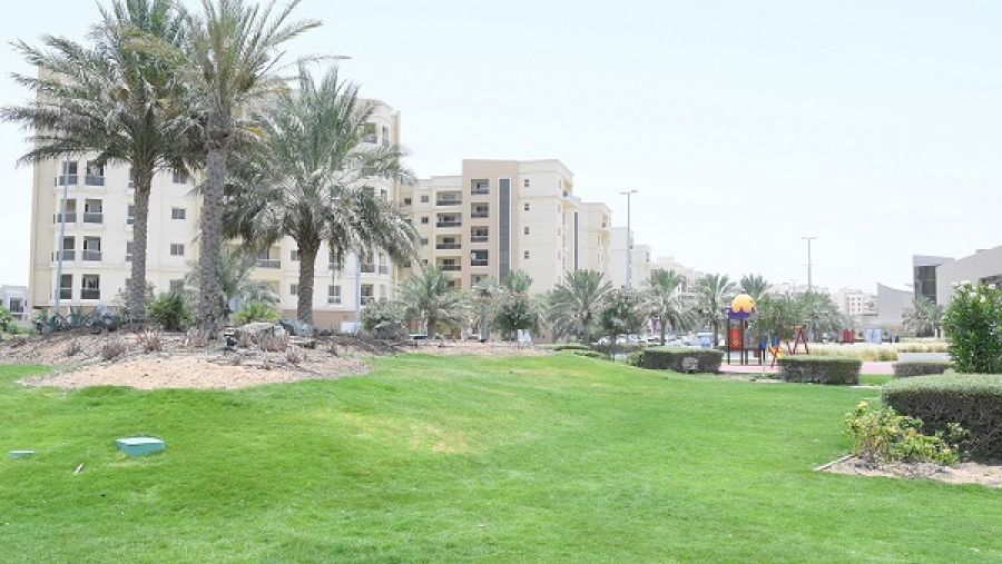 يتضمن المشروع تطوير واستحداث البنية التحتية وأعمال الطرق والإنارة وأعمال الكهرباء، بالإضافة إلى إنشاء محطات كهرباء جديدة للمناطق المذكورة.