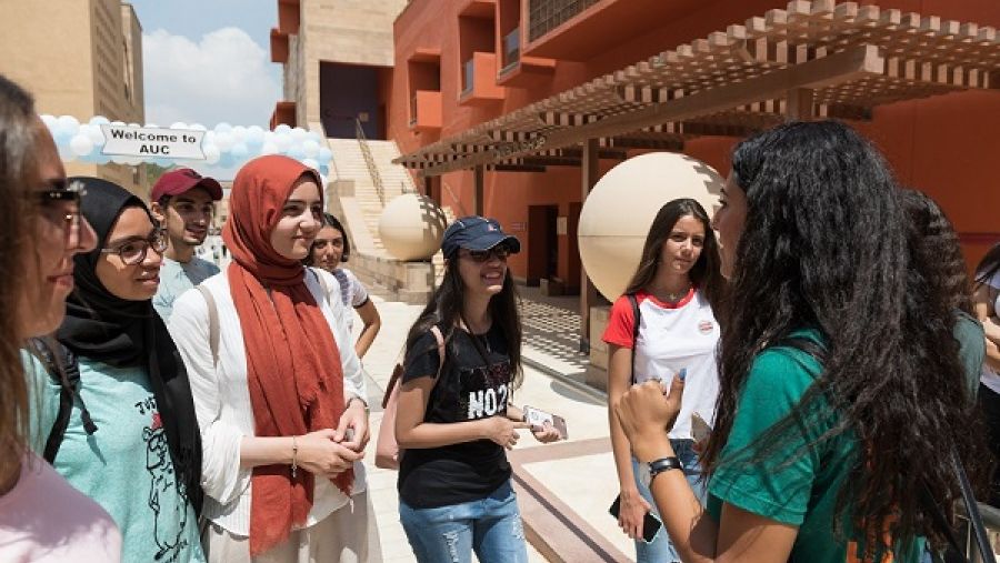 خلال الحدث
