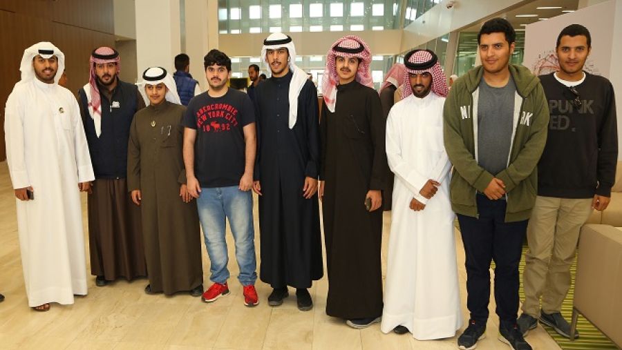 خلال الزيارة، استمع أعضاء الوفد الطلابي إلى عرض عن الدور المحوري الذي تؤديه المدينة التعليمية كمركز للتميز الأكاديمي. 