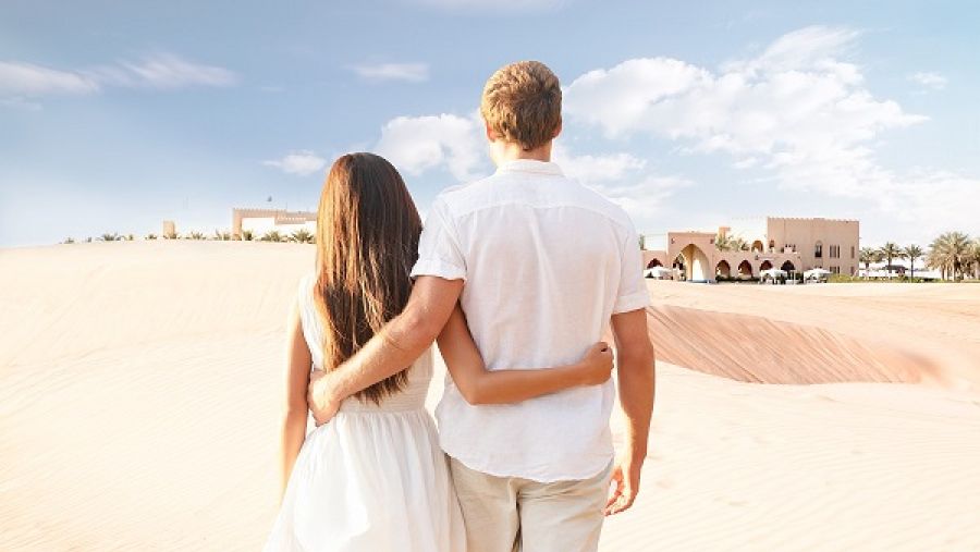 سيحظى الأحبّة من خلال هذه العروض بفرصة الاستمتاع بأمسية ساحرة تحت النجوم، تجمع بين الخدمة الاحترافية الخاصّة، الطعام الشهي، الجلسات الشاعرية الحميمة والأجواء الرومانسية. 