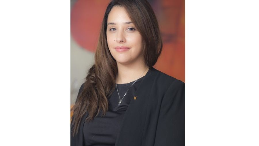 سارة جولي فيري. مديرة المبيعات للشركات والاجتماعات والمبادرات والفعاليات والمؤتمرات