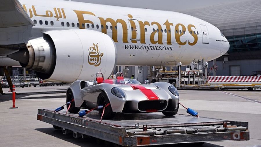 توفر الإمارات للشحن الجوي خدمة "الإمارات سكاي ويلز Emirates SkyWheels" المتخصصة لنقل السيارات ذات القيمة العالية