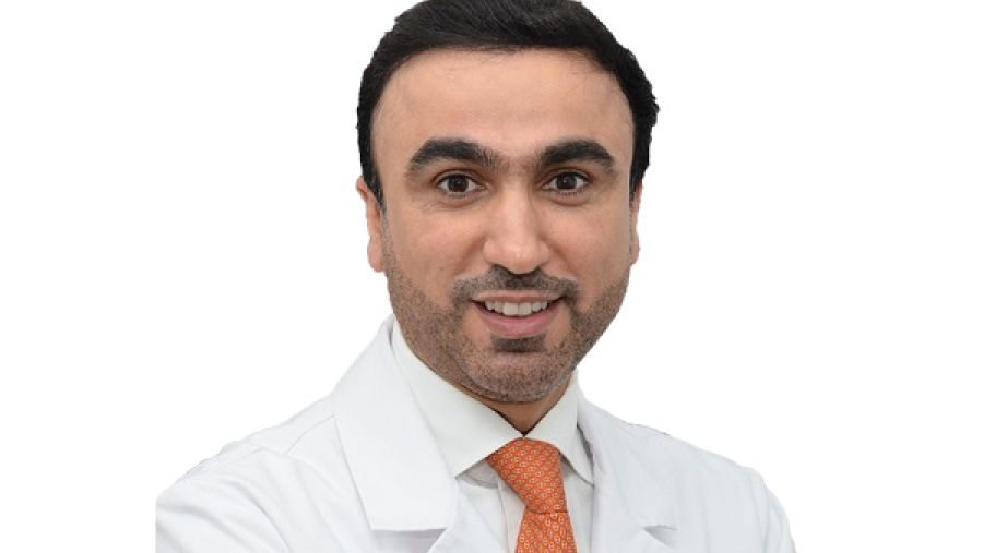الدكتور أنور الحمادي رئيس شعبة الأمراض الجلدية في جمعية الإمارات الطبية