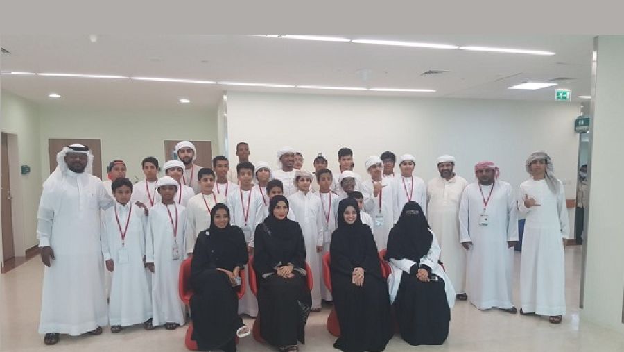 على هامش الزيارة، قدمت مؤسسة دبي لرعاية النساء والأطفال شهادة تقدير إلى مستشفى الأمل للصحة النفسية تقديراً لأدائهم وجهودهم القيمة في تقديم خدمات علاجية مجانية للحالات المقيمة في المؤسسة.