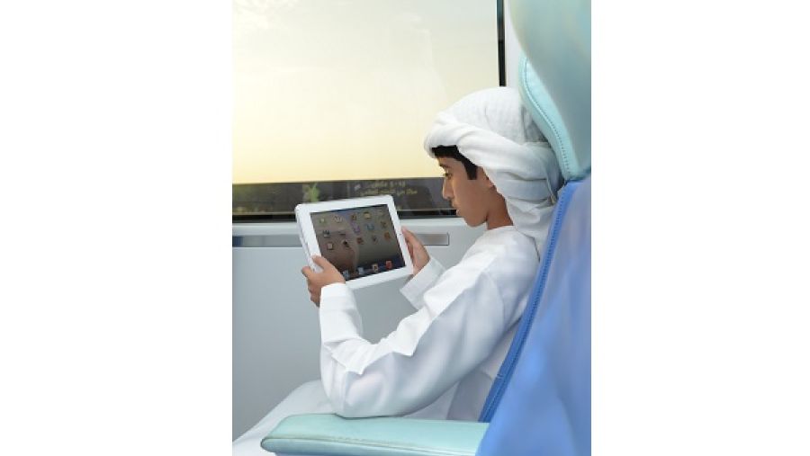 سيحصل عملاء دو الجدد والمشتركين مسبقاً في (الباقة الذكية أو باقة إماراتي) مع شريحة البيانات الجديدة على اشتراك مجاني لمدة 12 شهراً بمنصة "أنغامي بلس" إضافة إلى اشتراك مجاني لمدة 6 أشهر بباقة WAVO المتكاملة.