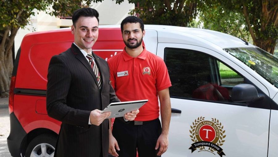 اطلقت طيران الإمارات خدمة جديدة تتيح للعملاء، وخصوصاً للعائلات والمجموعات  والمسافرين على عجلة من أمرهم، إمكانية إنهاء إجراءات سفرهم من المنزل أينما كانوا في دبي