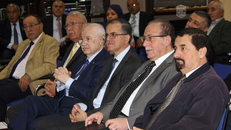 خلال الحدث