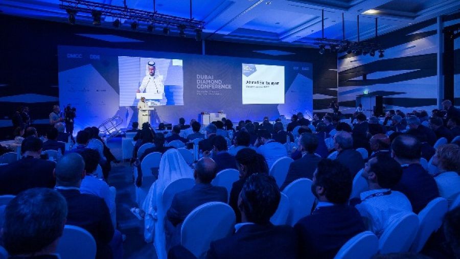 مؤتمر دبي للماس