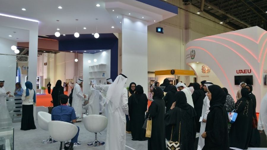 اقبال كبير على منصة جمارك دبي في معرض الإمارات للوظائف 2017