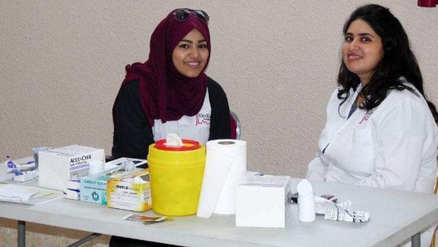 تم خلال هذا اليوم المجاني تقديم العديد من الخدمات الطبية المجانية لما يزيد على الـ 500 شخصا من المحتاجين ومن الفئات الأقل حظا.