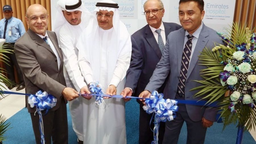 خلال الافتتاح