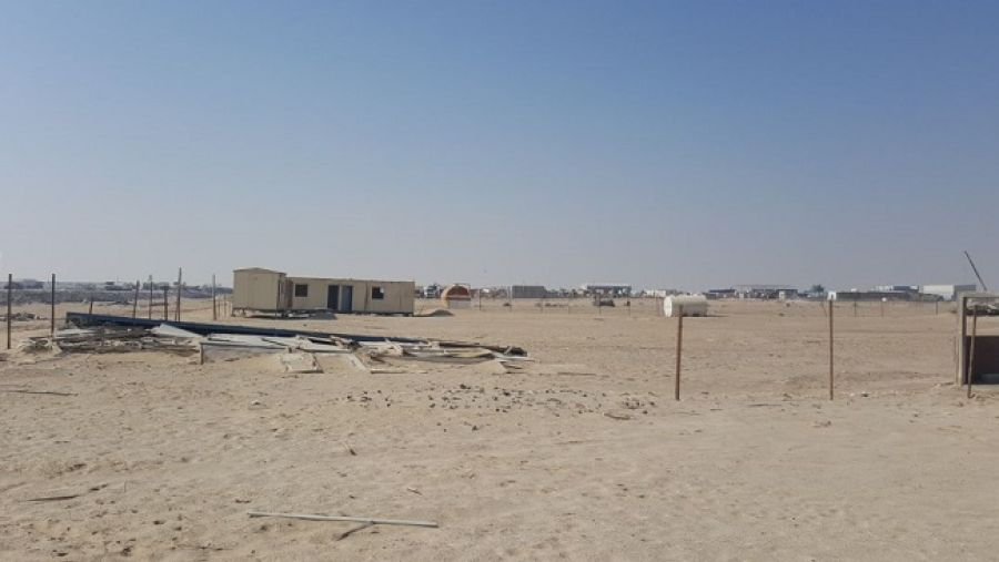 وجه مفتشو بلدية مدينة أبوظبي خلال جولتهم على مواقع البناء المؤقتة 210 مخالفات بحق شركات ومؤسسات مقاولات أعمال البناء.