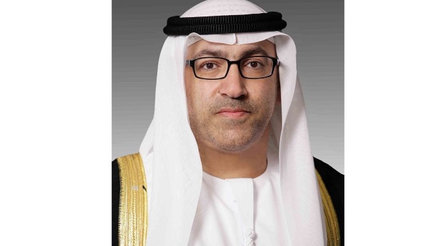 عبد الرحمن بن محمد العويس وزير الصحةفي الإمارات
