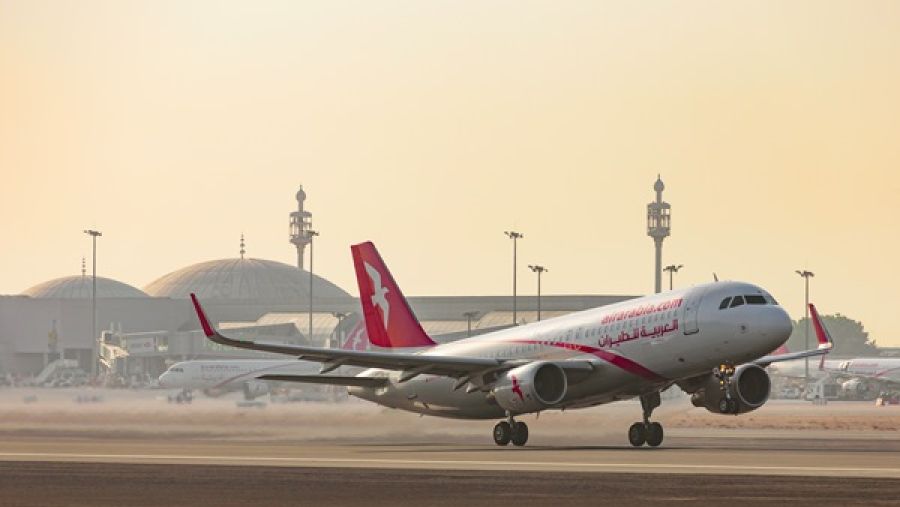 ستسير العربية للطيران رحلاتها بين المدينتين والتي تبلغ مدتها 6 ساعات و50 دقيقة خمس مرات أسبوعياً