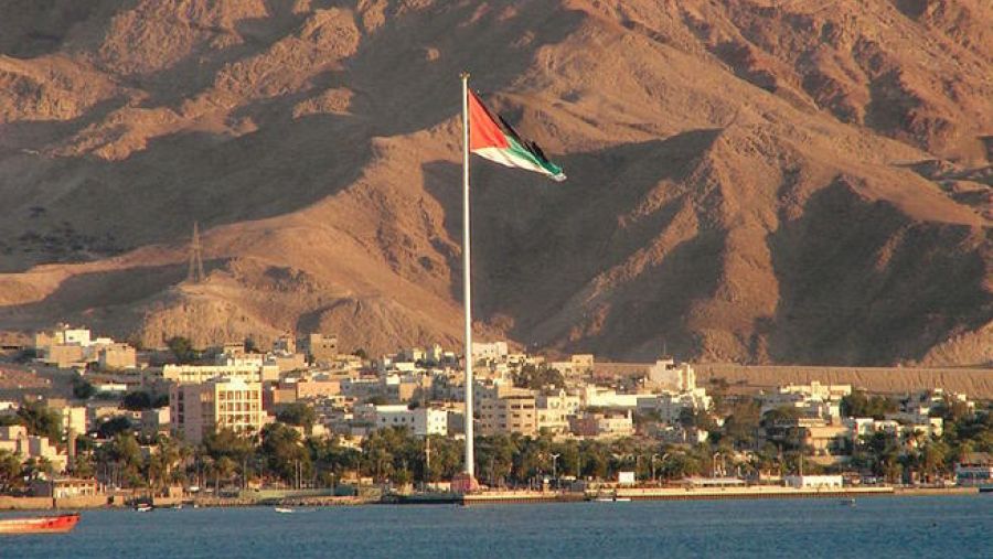 ميناء حاويات العقبة يعتبر مشروعاً مشتركاً بين شركة "إي بي إم APM" لمحطات الحاويات الدولية وشركة تطوير العقبة