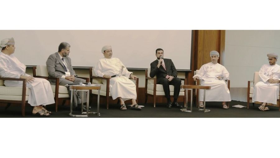 خلال المؤتمر