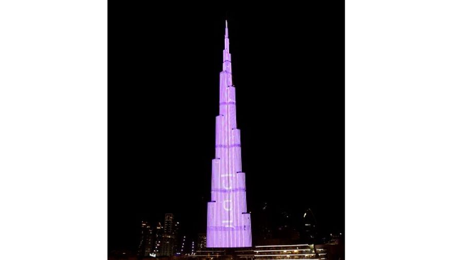 كل أسبوع، ستتزين واجهة البرج باللون والشعار الرسمي – الشريطة الوردية- لحملة التوعية العالمية بسرطان الثدي، لدعم هذه القضية الهامة. 