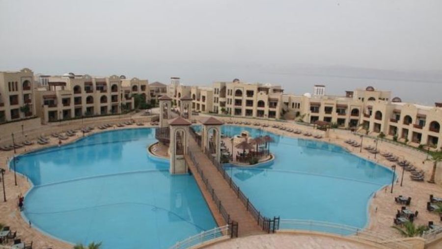 منتجع وسبا كراون بلازا البحر الميت – الأردن