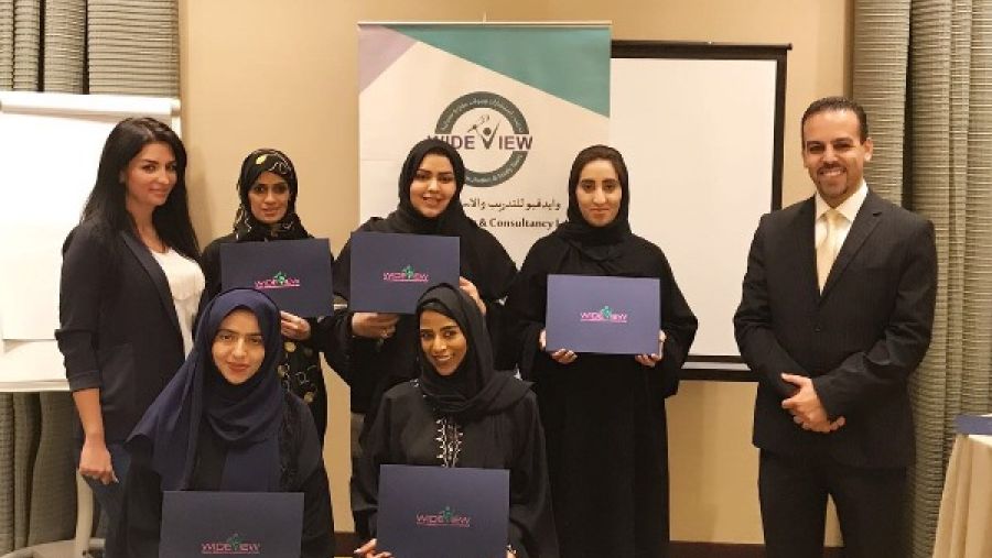 كان القائمون على هذا المشروع قد وضعوا عددًا من الأهداف، ومنها توفير أفضل مستويات التدريب للموظفي، ليكونوا واجهة مثالية لدبي للثقافة، وانعكاسًا صادقًا لصورة إمارة دبي.