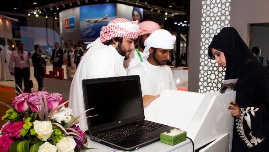 خلال معرض الإمارات للوظائف 2017